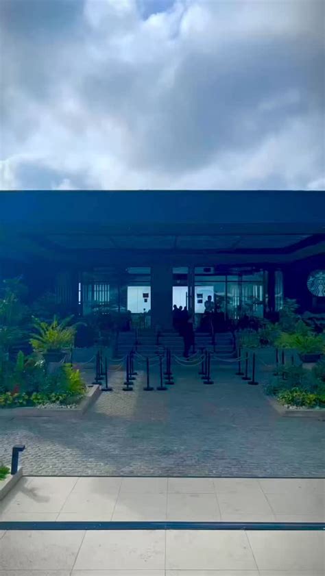 Did you know that the largest Starbucks Store in the Philippines i.